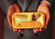 戴俊生：各国央行大量囤积黄金，金价创年内新高