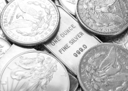 投资者重新评估美联储的未来加息，银价挣扎于21.30美元关键支撑！