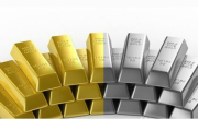 金银铂：现货黄金从历史高位回落！