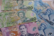 巴克莱：本周新西兰联储会议料无新意 建议继续做空纽元/美元